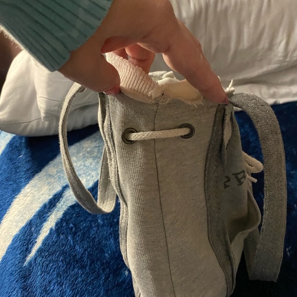 Handbag - Picture 6 of 6